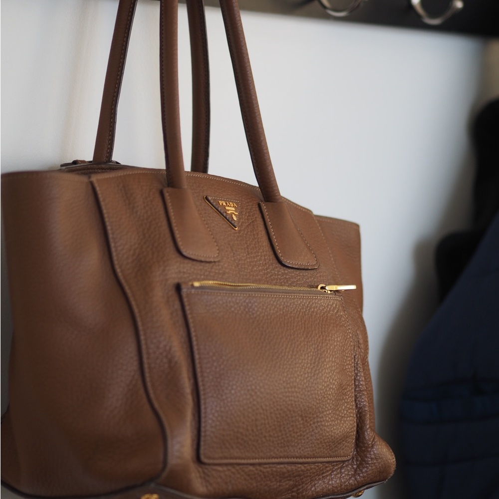 Prada Vitello Phenix Shopping Tote